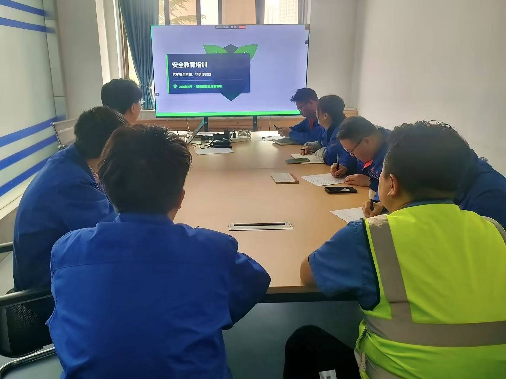 101775803227989272.jpg 31eb26ba236cb1a66921612ddd864cdb.jpg